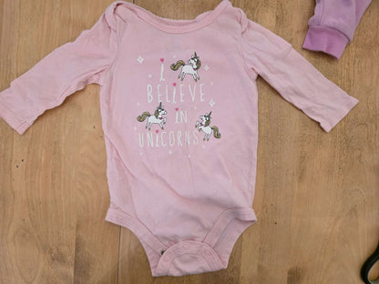 6 to 12 Month Clothing Bundle (Matching sets, onesies, tops and leggings ), Kids 12 Month (9-12M)