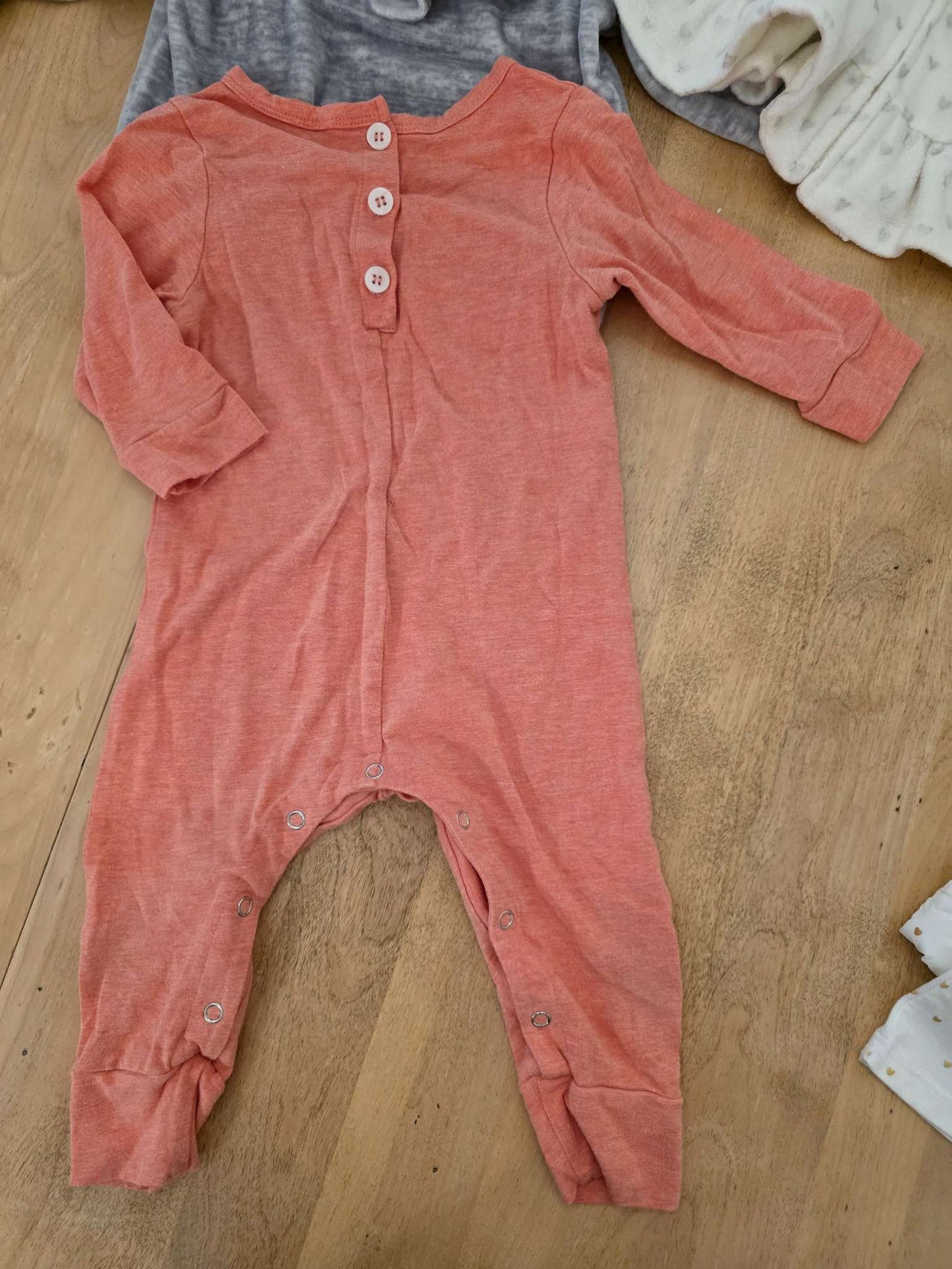 6 to 12 Month Brand Name Clothing Bundle , Kids 12 Month (9-12M)