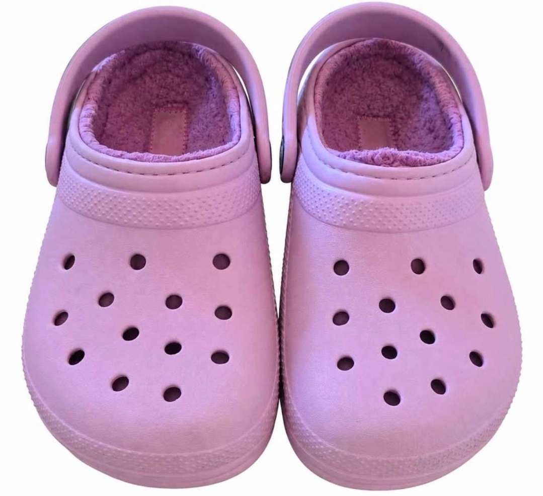 Girls Classic Lined Croc, Size J1, Shoes 1 (Kids:4-8yr)
