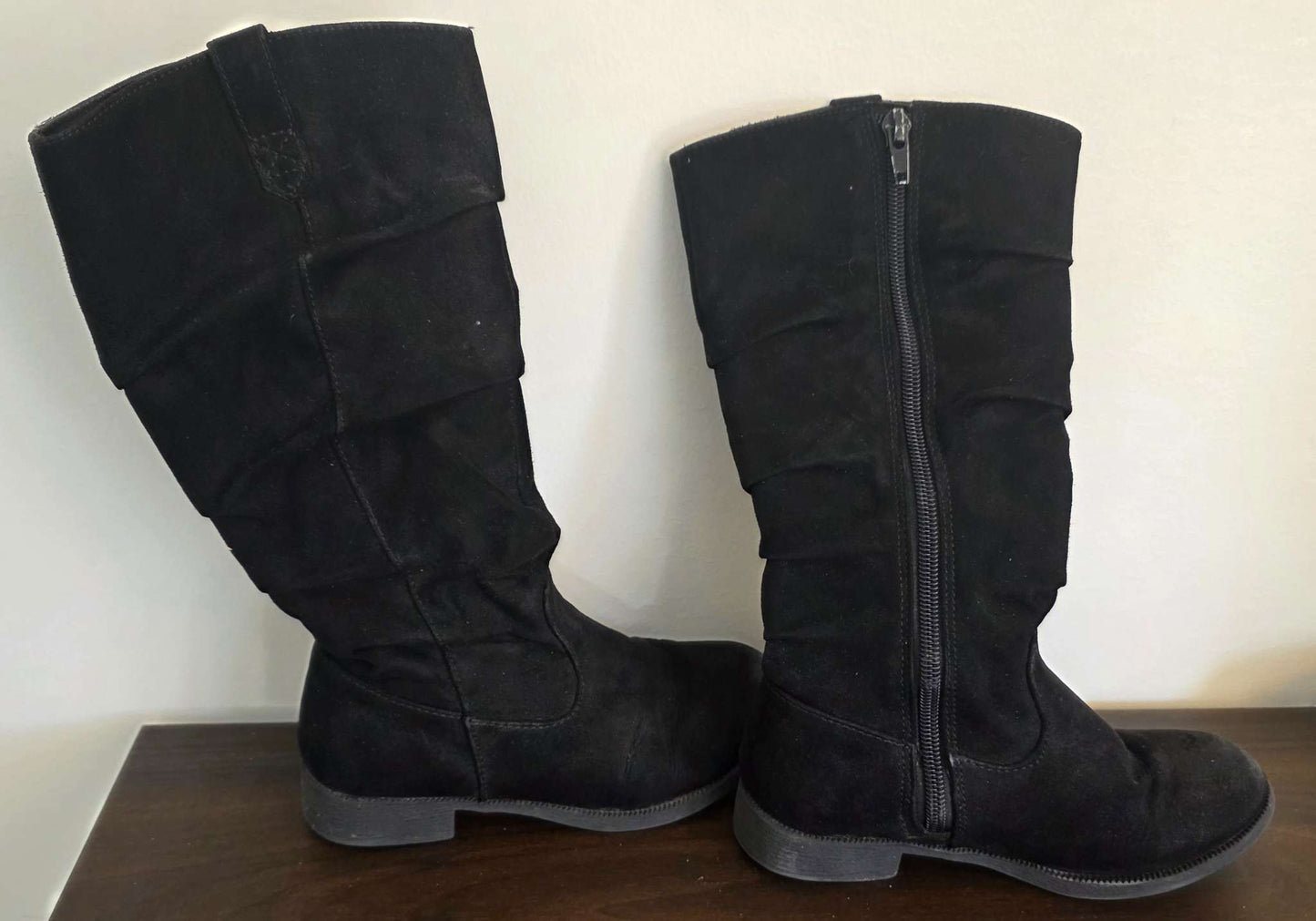 Black knee high faux suede boots, Size 12, Shoes 12 (Toddler:2-4yr)