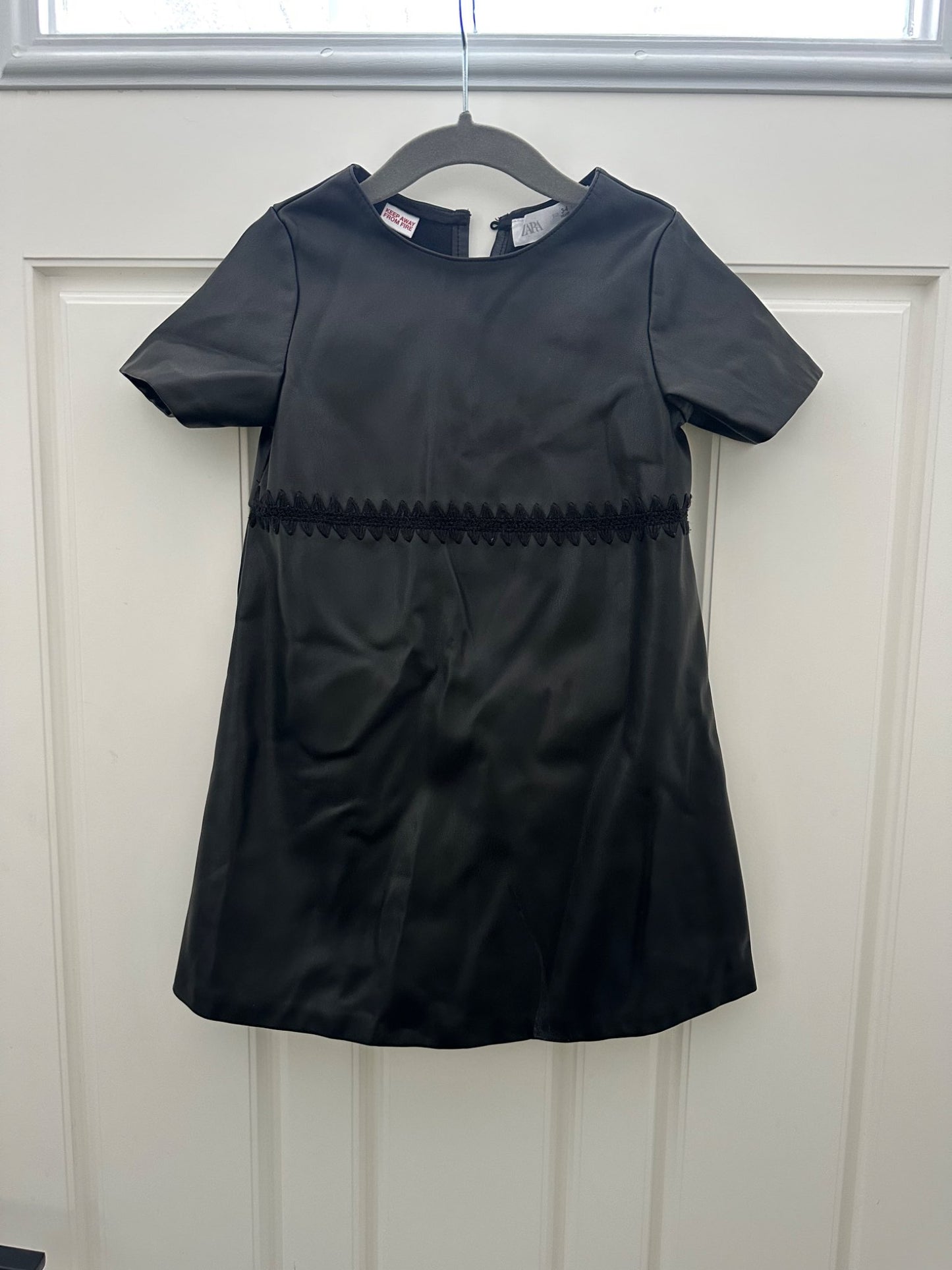 Zara faux leather dress 3-4y , Kids 3T