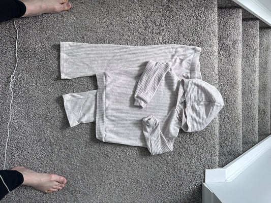 Beige H&M set 4-5Y , Kids 4/4T