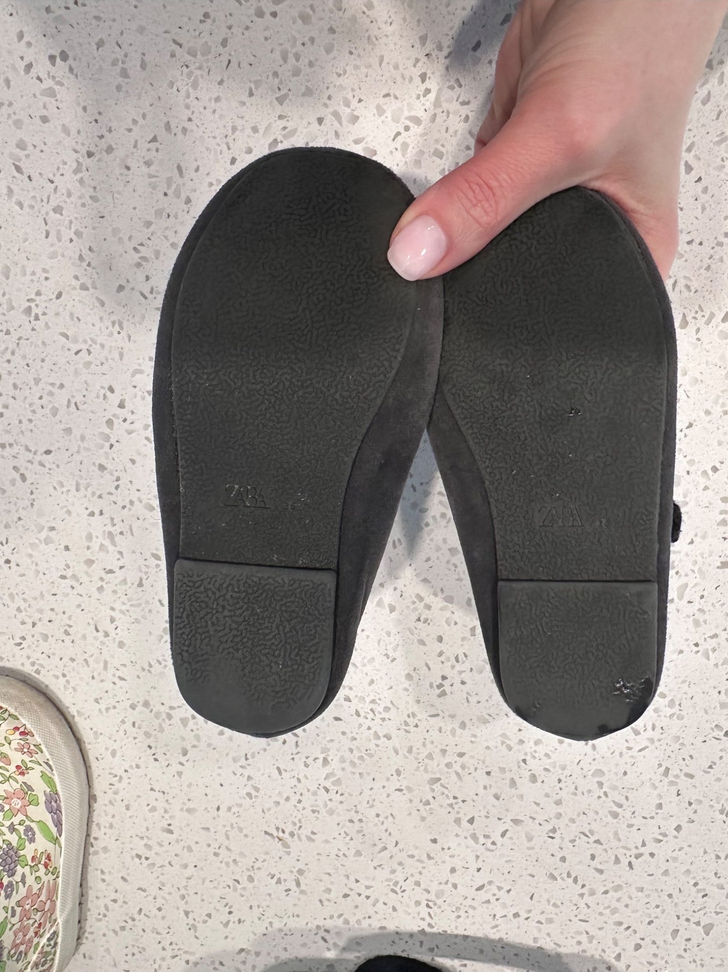 Zara Charcoal ballet shoe size 25 , Shoes 10 (Toddler:2-4yr)