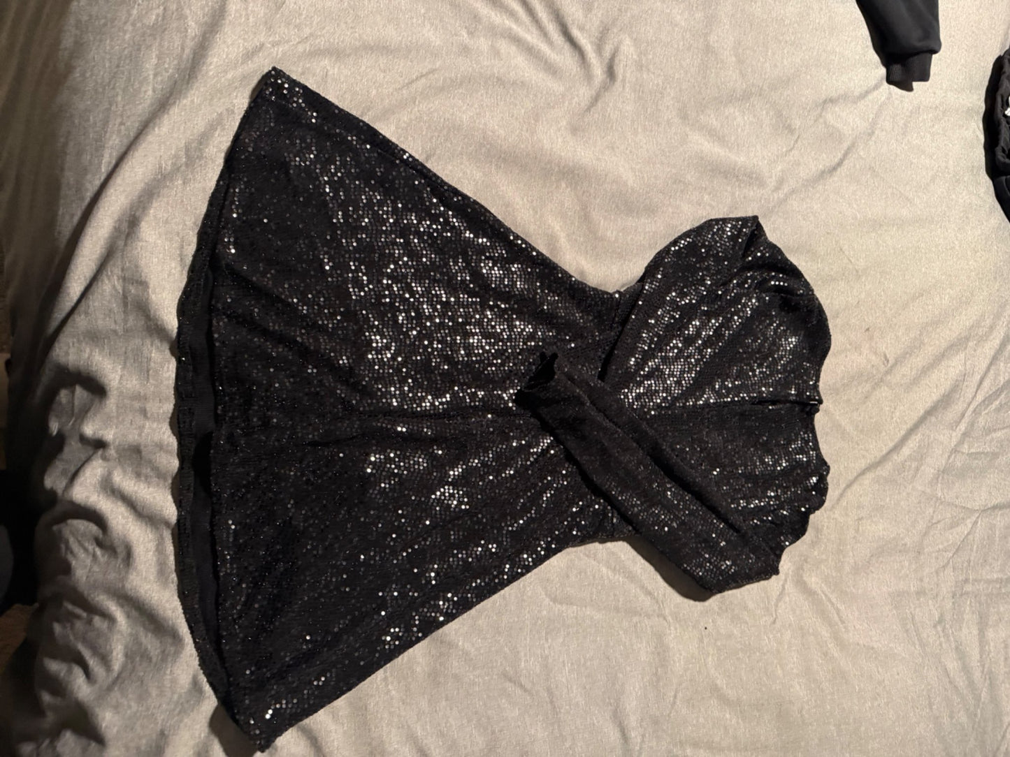 Zara black sequin dress 8-9Y (fits like 6-7), Kids 7