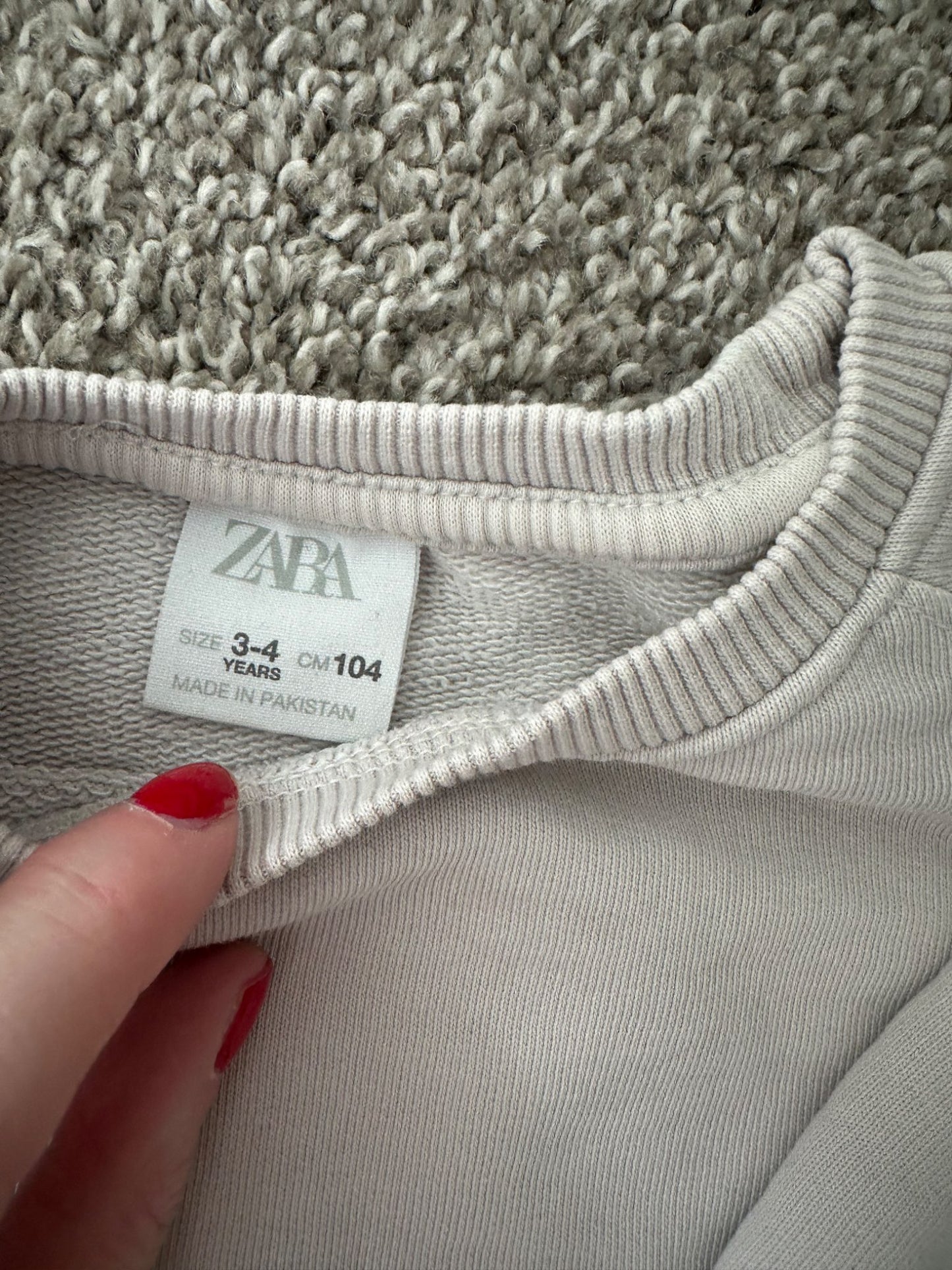 zara white crew sweatshirt, Kids 3T
