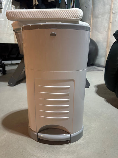 Dekor Diaper Bin