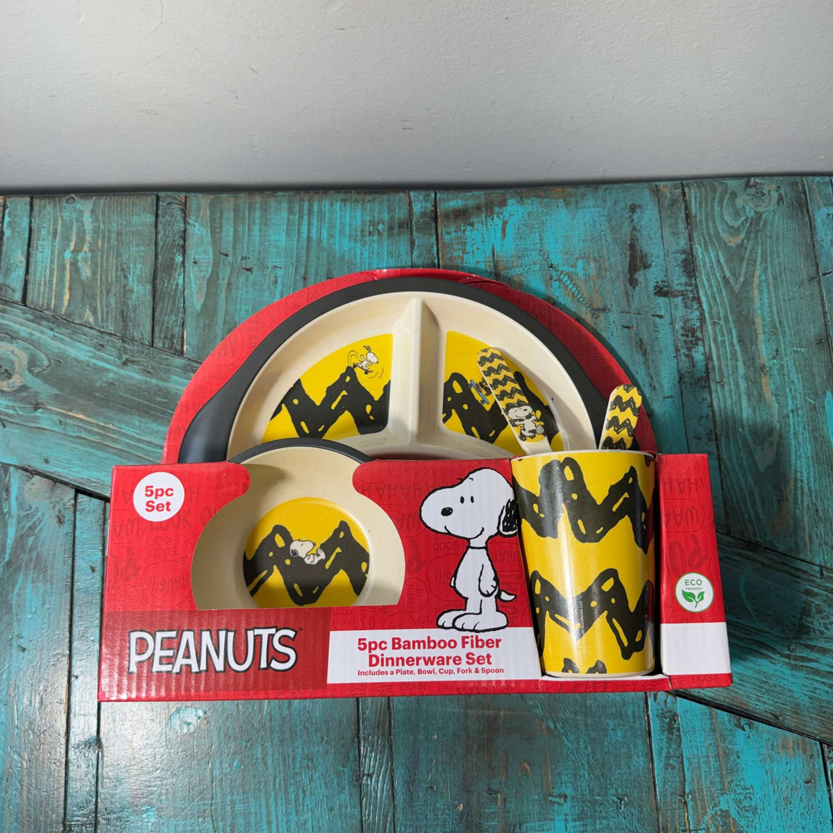 NEW Peanuts 5pc Bamboo Fiber Dinnerware Set