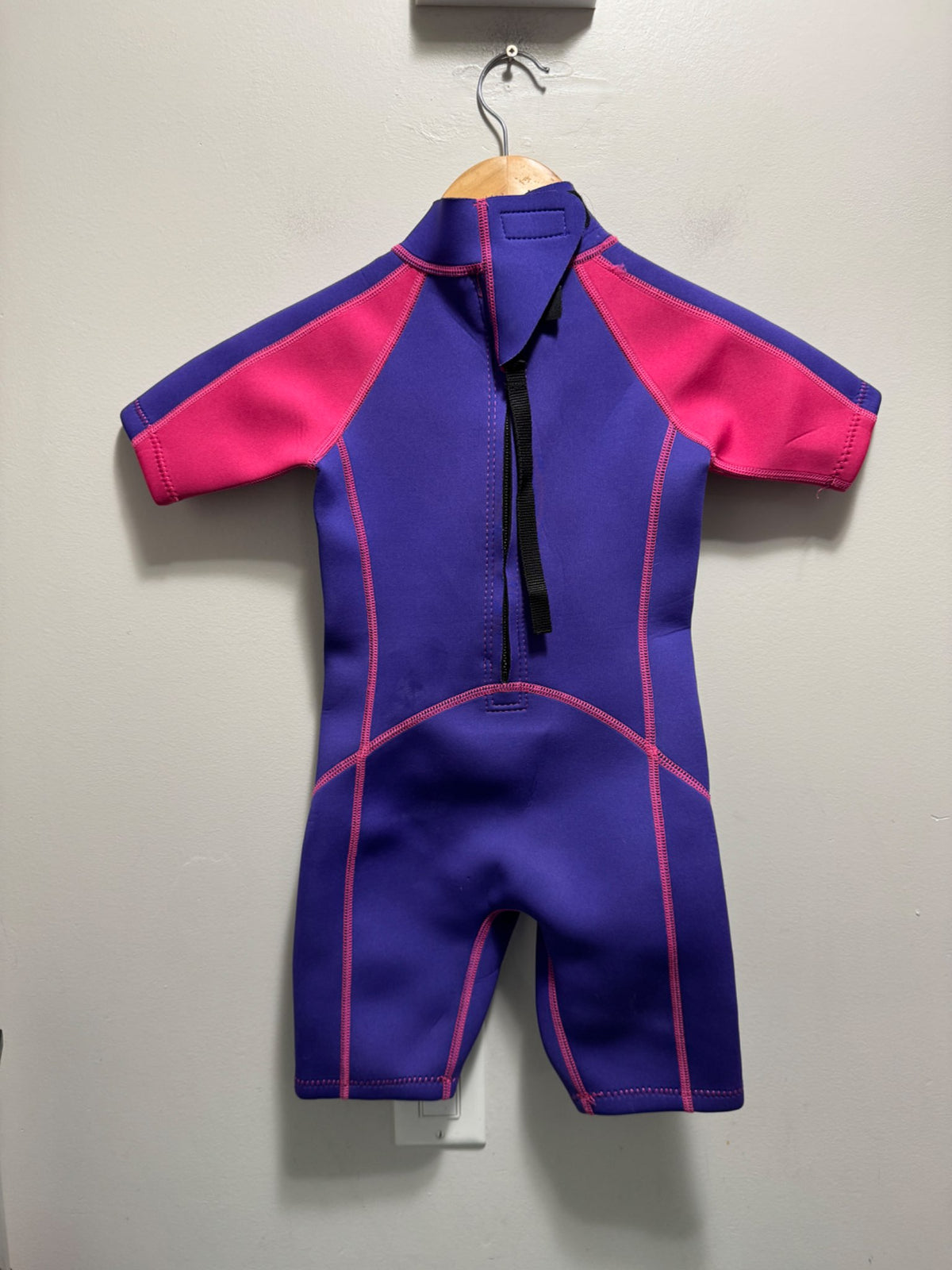 Size 5-6 Mountain Warehouse kids shorty wetsuit, Kids 5/5T