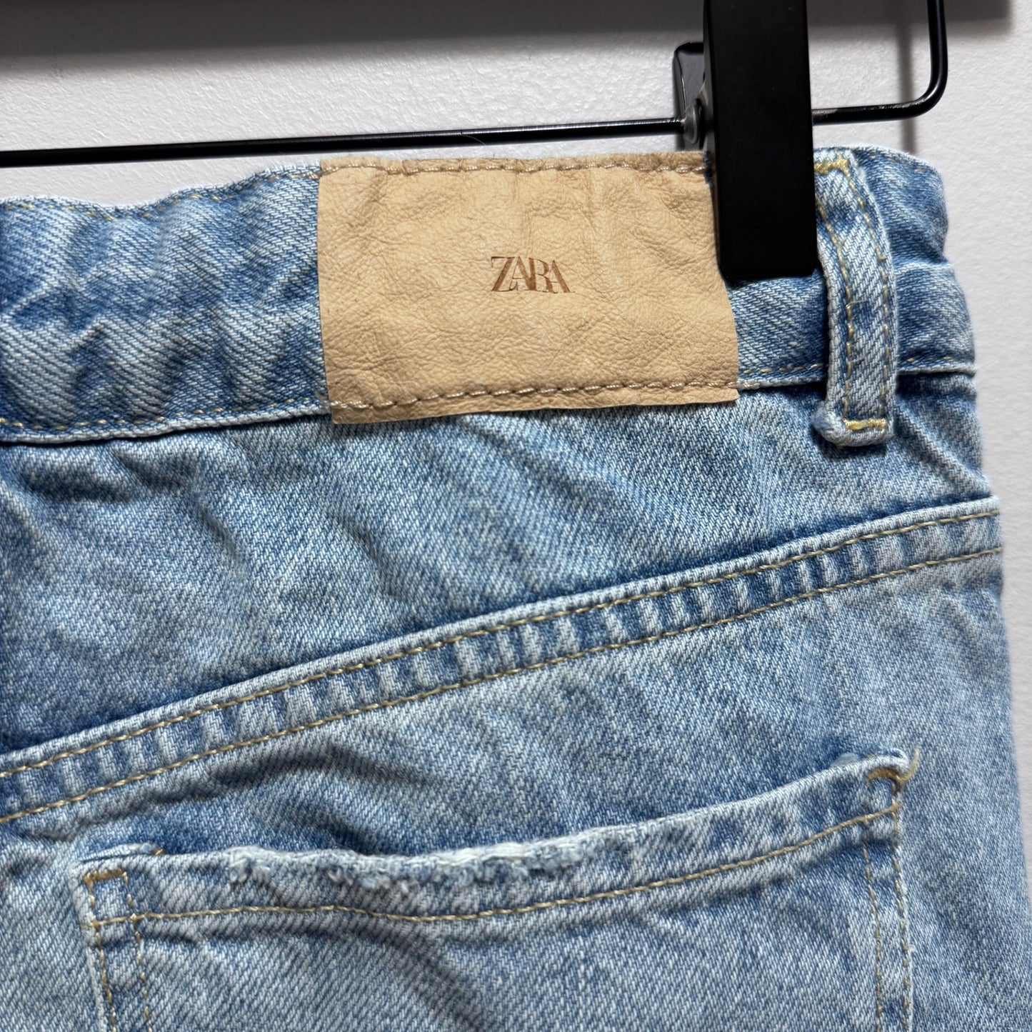 Size 13-14 Zara Wide Leg Jeans, Kids 12 & 14 (large)