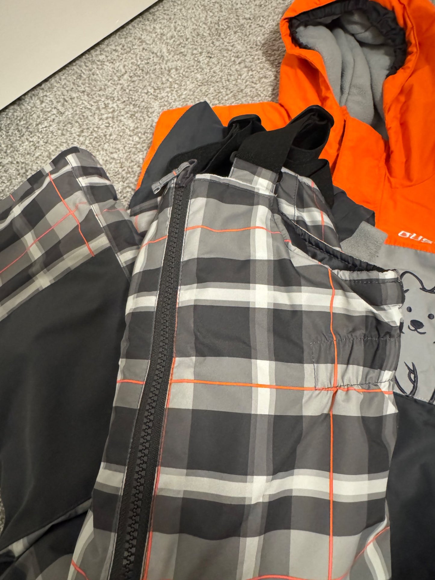 3T Snow sweater and pants set, Kids 3T