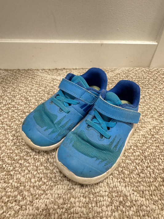 Adidas US8 Running shoes , Shoes 8 (Toddler:2-4yr)