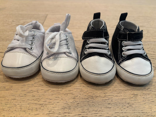 2 pairs, size 1 baby shoes , Shoes 1 (Baby: 0-12 mth)