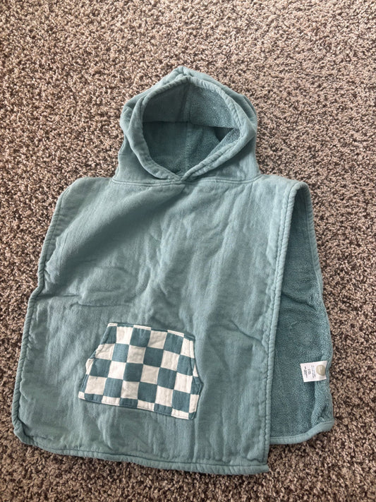 The Littlest pull-over towel