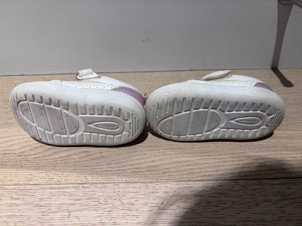 Joe fresh toddler size 3 girls sneakers , Shoes 3 (Baby: 0-12 mth)