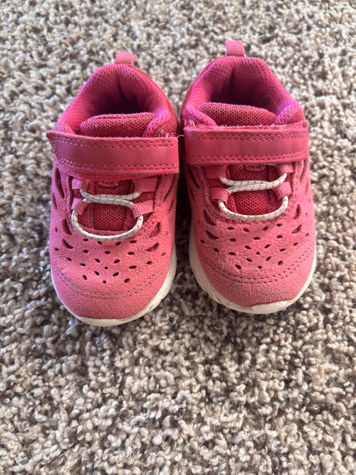 Pink sneakers size 4, Shoes 4 (Baby: 0-12 mth)