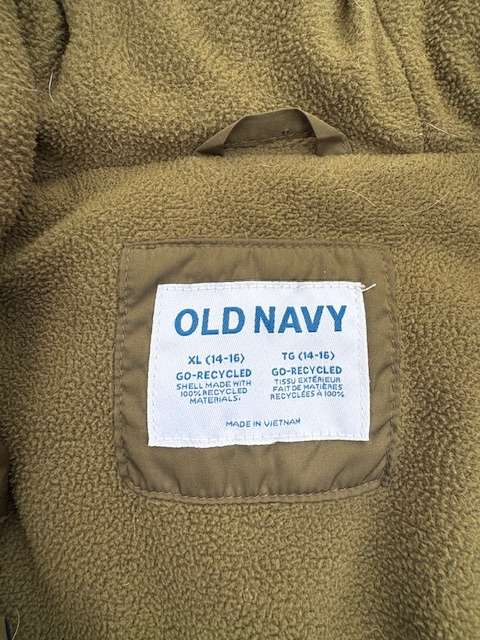 Old Navy Puffer Jacket , Kids 16 to 20 (extra large)