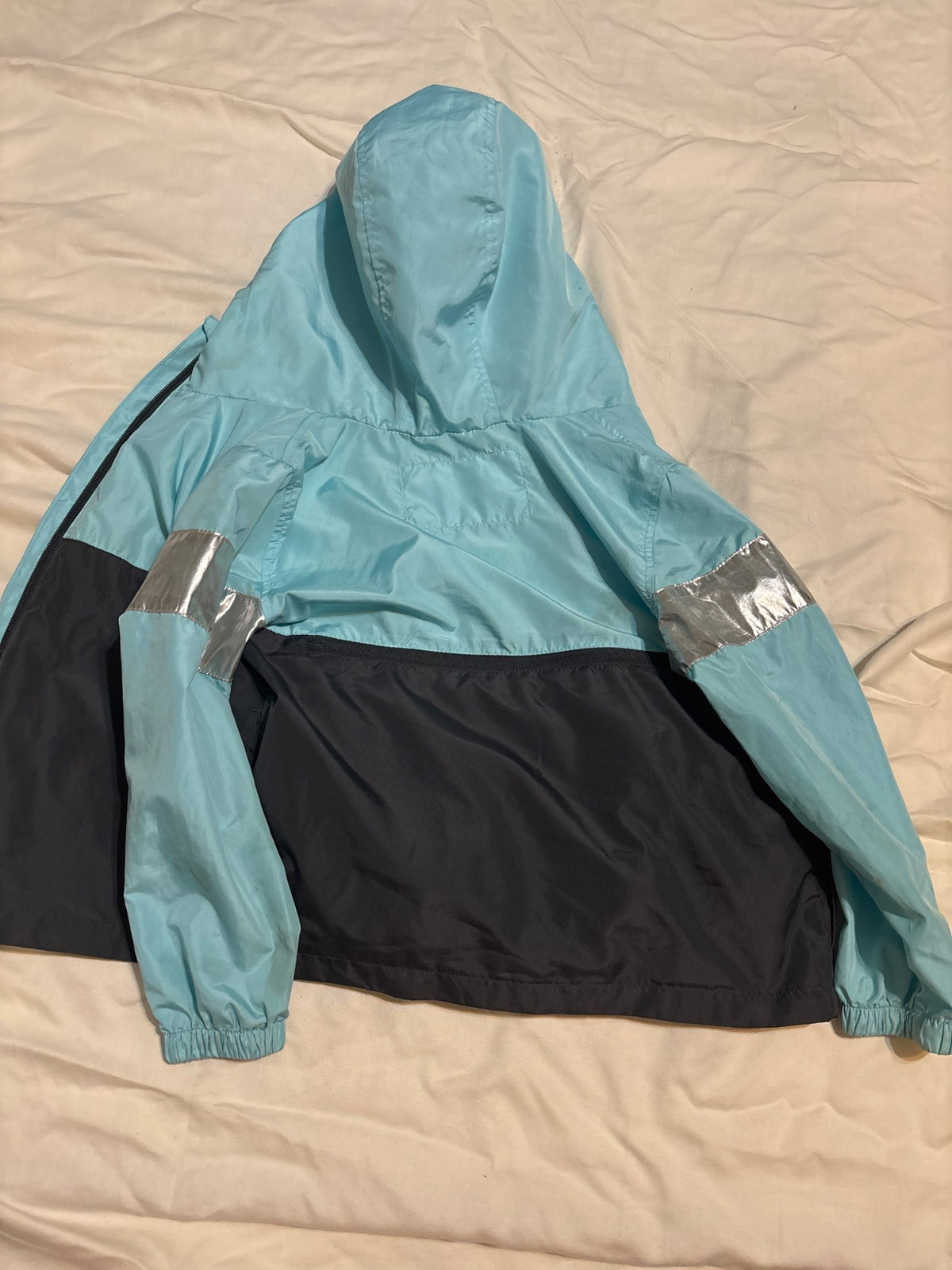 Packable Windbreaker, Kids 6/6X