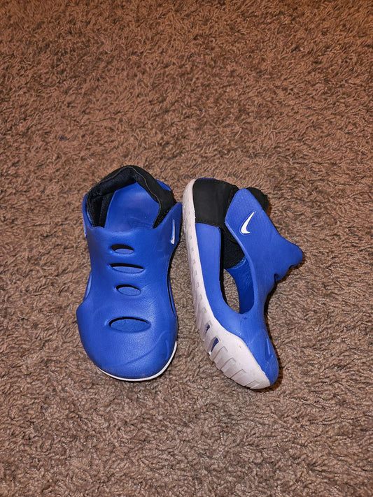 Nike Sandal, Shoes 9 (Toddler:2-4yr)