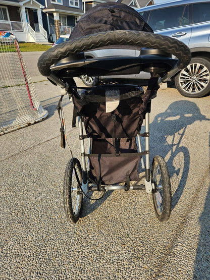 Baby Trend Cityscape Jogging stroller