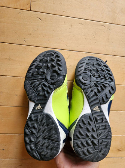 Adidas indoor soccer cleats , Shoes 10.5 (Toddler:2-4yr)