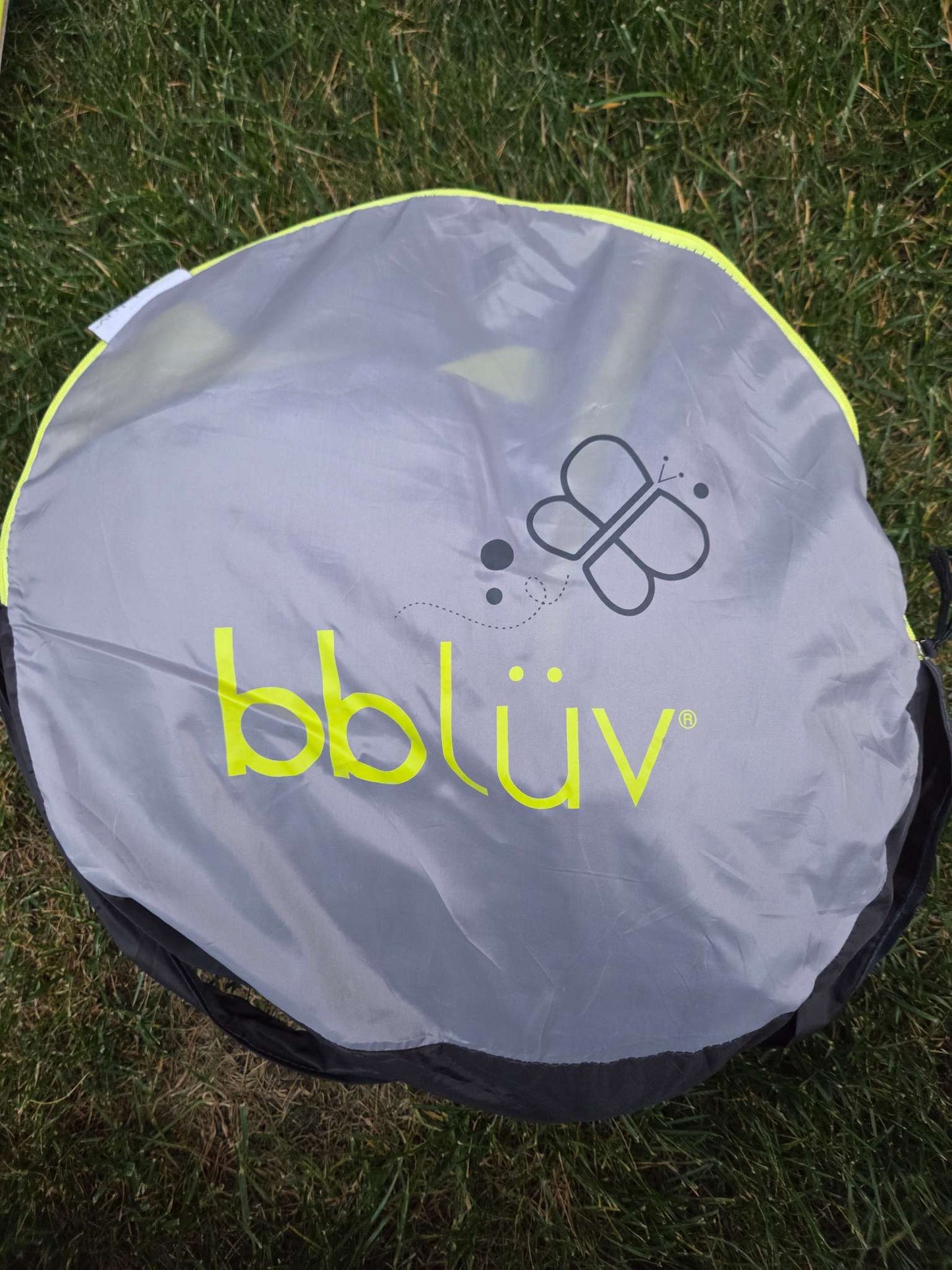 Nido 2 in 1 Travel and Play Tent
