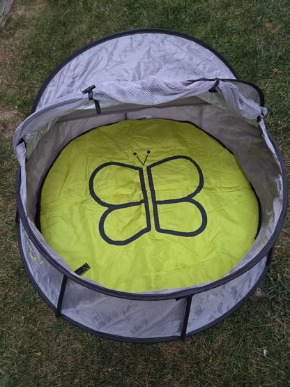 Nido 2 in 1 Travel and Play Tent