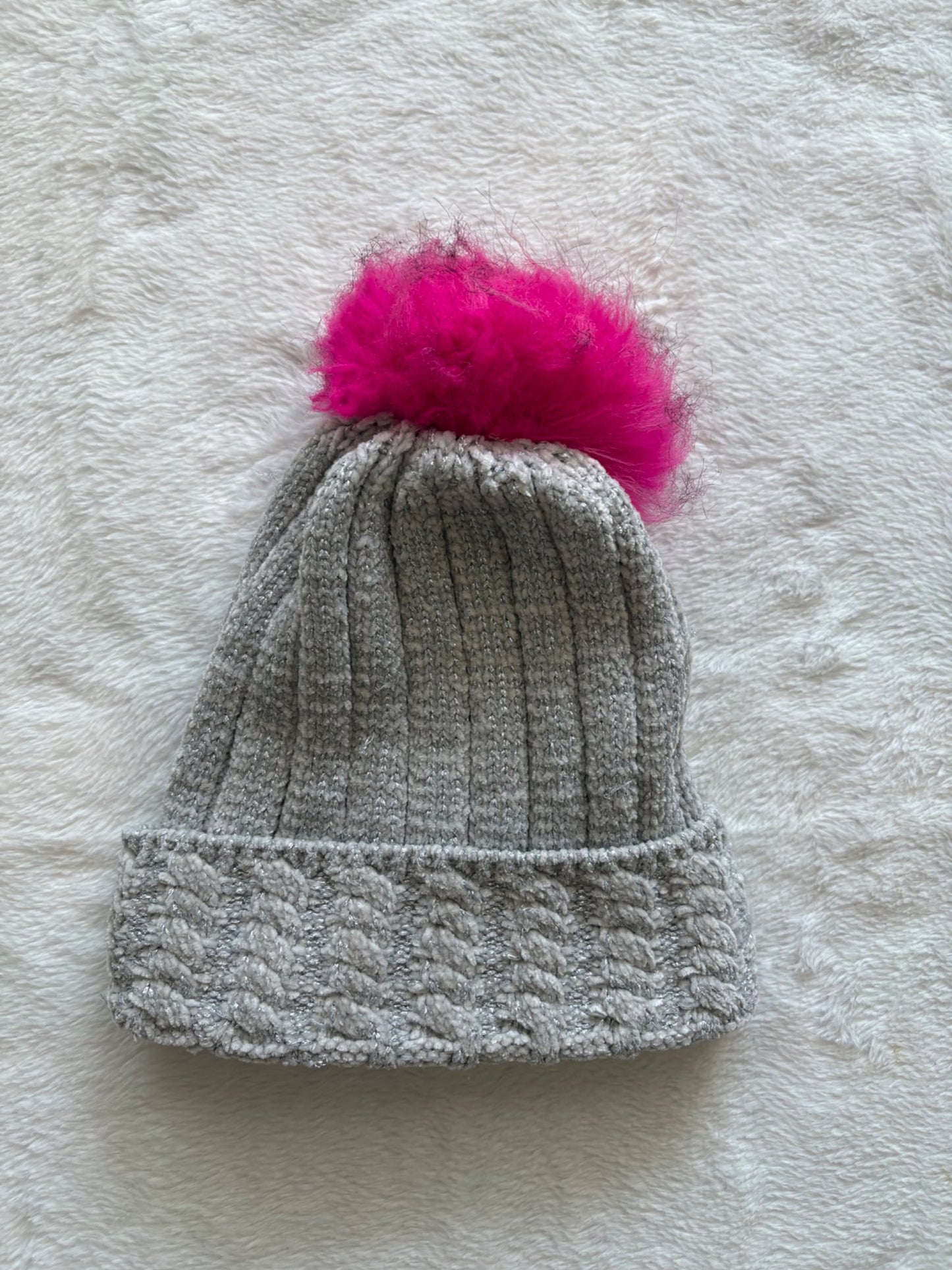 Winter hat for 8-9 years