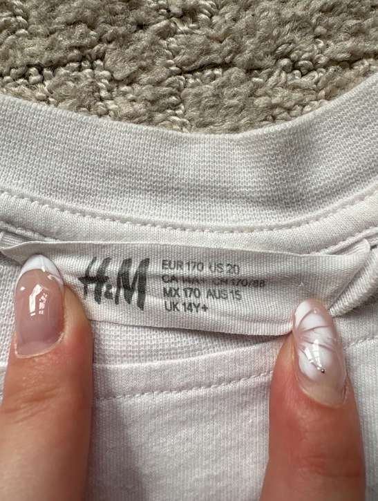 White longsleeve for 14-16yrs, Kids 20