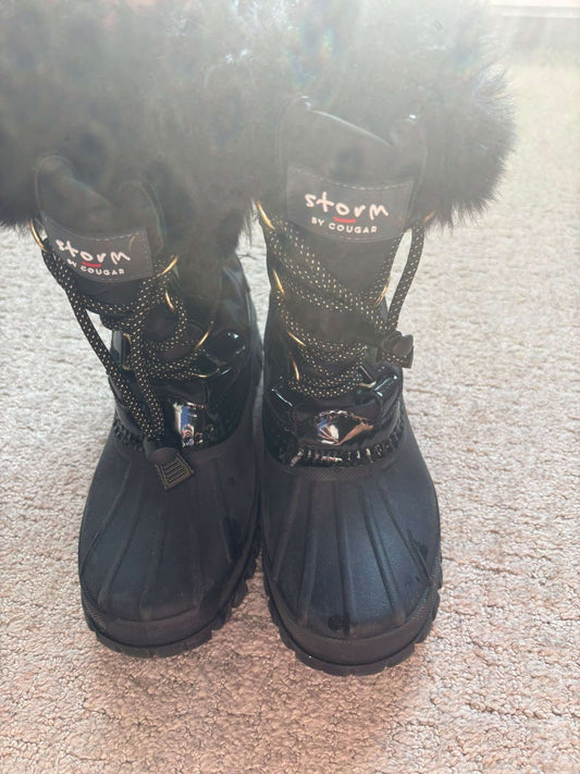 Winter boots size 6, Shoes 6 (Big Kids:8–12yr)