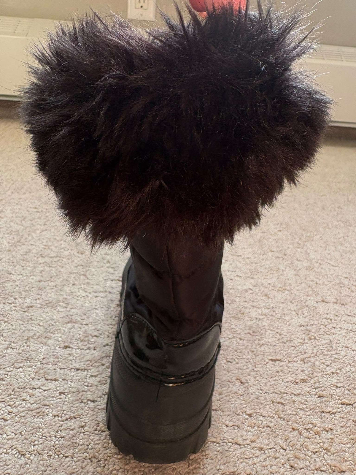 Winter boots size 6, Shoes 6 (Big Kids:8–12yr)
