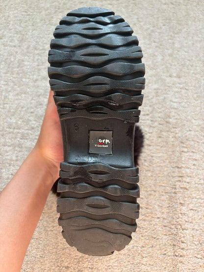 Winter boots size 6, Shoes 6 (Big Kids:8–12yr)