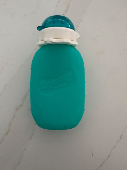 Set of 2 Purple and Teal Squeasy Snacker Bottles with 5 inserts total (retails over $65.00)