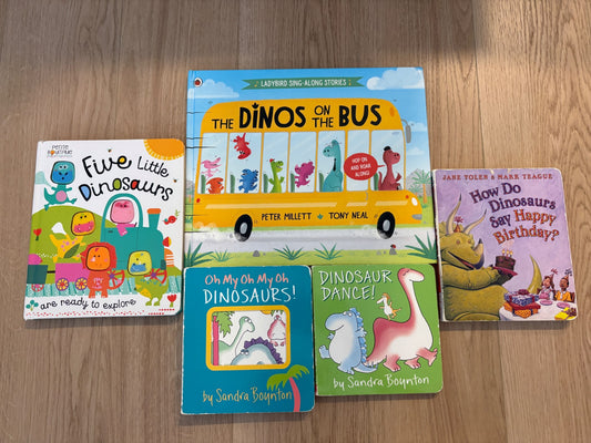 Set of 5 Dinosaur books retails over $50)