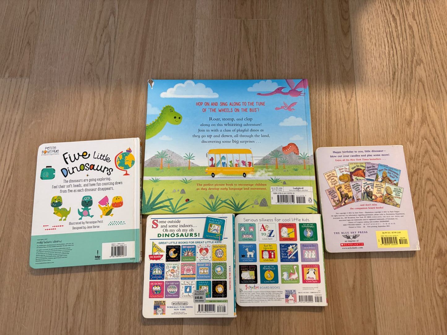 Set of 5 Dinosaur books retails over $50)