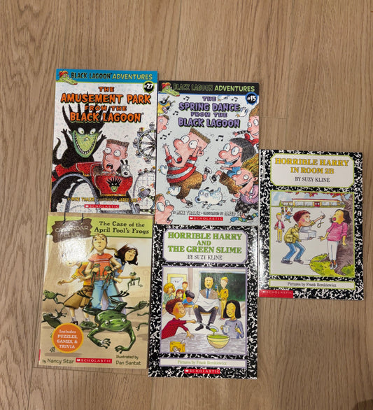 NWOT - Set of 5 Beginner chapter books (2)