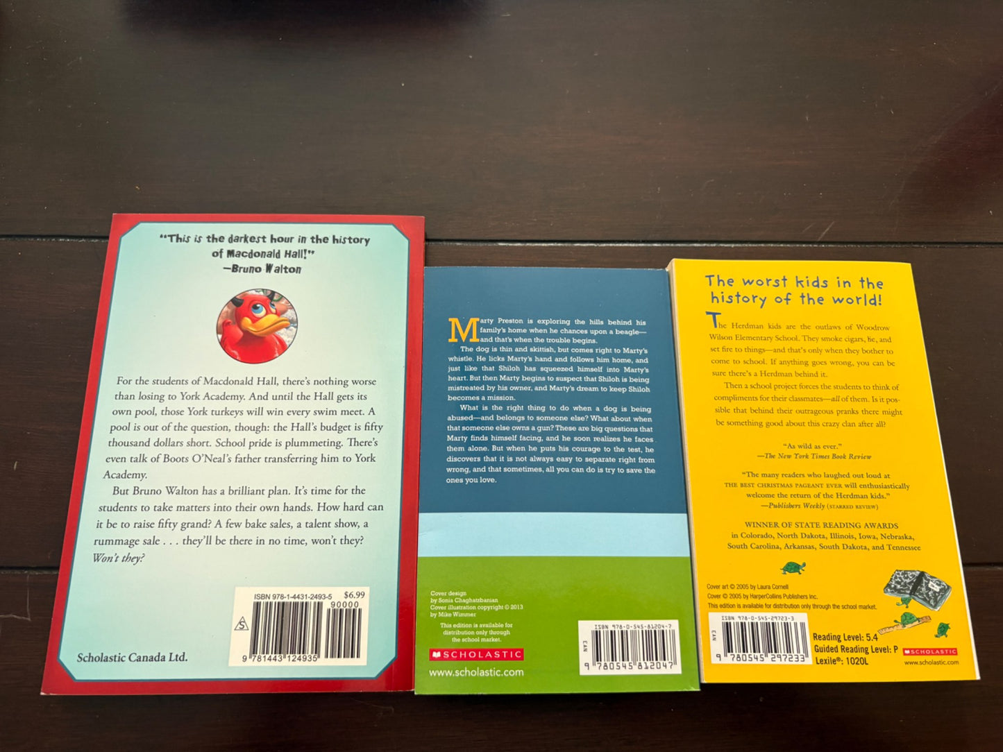 NWOT - Brand New Set of 3 Novels (1)