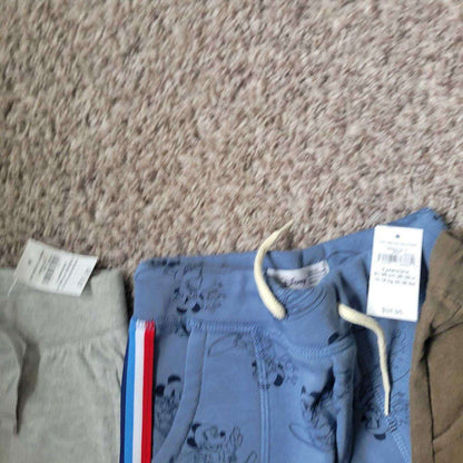 4 Pants ( 2 GAP + 2 Zara]  (3 Pants Retails for $59.95), Kids 3T