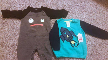 3-6months sweater and bodysuit bundle  (Gymboree and GAP)  , Kids 6 Month (3-6M)
