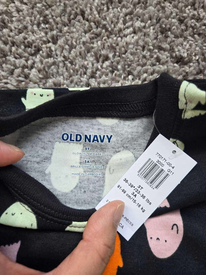 2 PJs set for 3T (Old Navy and Petit Lem Retails for $36.00), Kids 3T