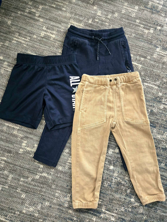 3 Pcs Bundle 3-4T -2 Pants and 1 Shorts (From GAP , Zara, Converse ), Kids 3T