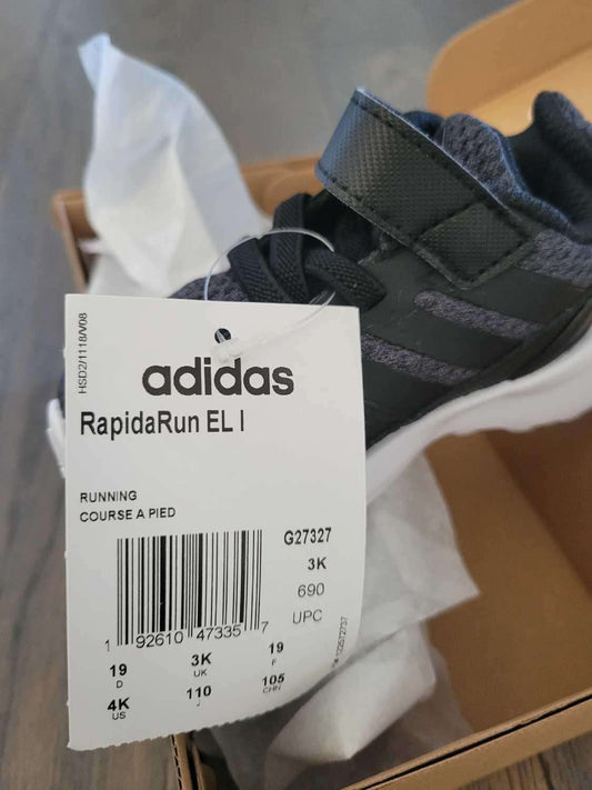 Adidas US: 4K shoes, Shoes 4 (Baby: 0-12 mth)