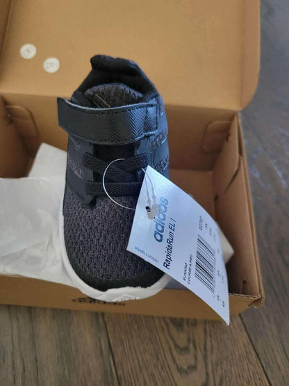 Adidas US: 4K shoes, Shoes 4 (Baby: 0-12 mth)