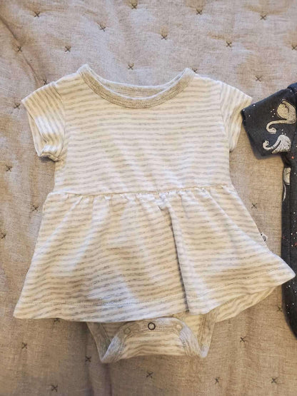 Petit lem -onsies and a dress 3 months, Kids 3 Month (0-3M)