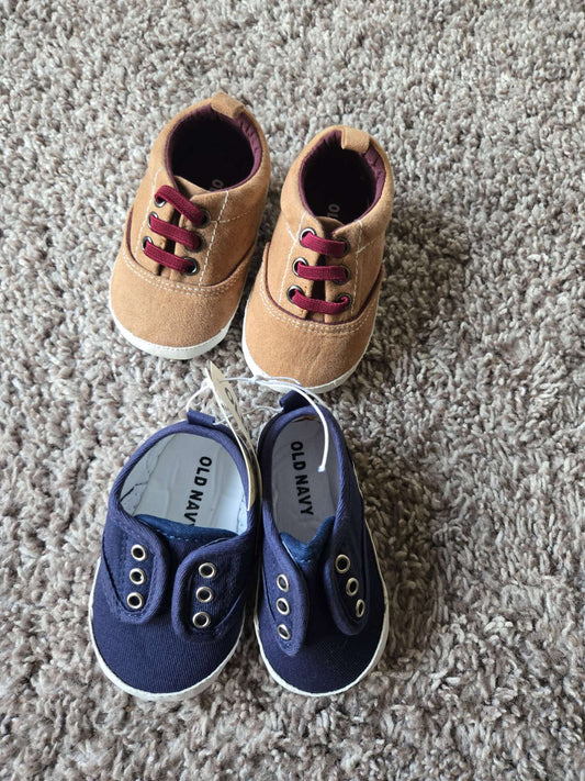 2 Pairs of Old Navy Boys Shoes 3-6 months, Shoes 2 (Baby: 0-12 mth)