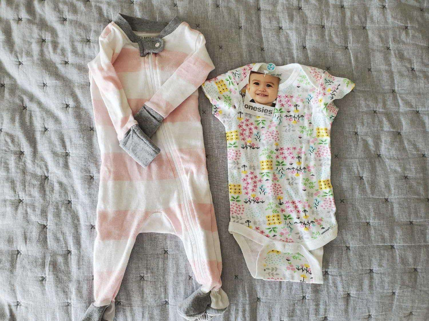 Sleeper and onsie bundle 3-6 months, Kids 3 Month (0-3M)