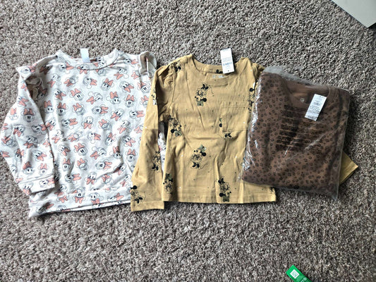 3 Pcs Bundle ( 2 Tops and 1 Dress) 4T- GAP Retails $24.95 $49.95and Joe Fresh, Kids 4/4T
