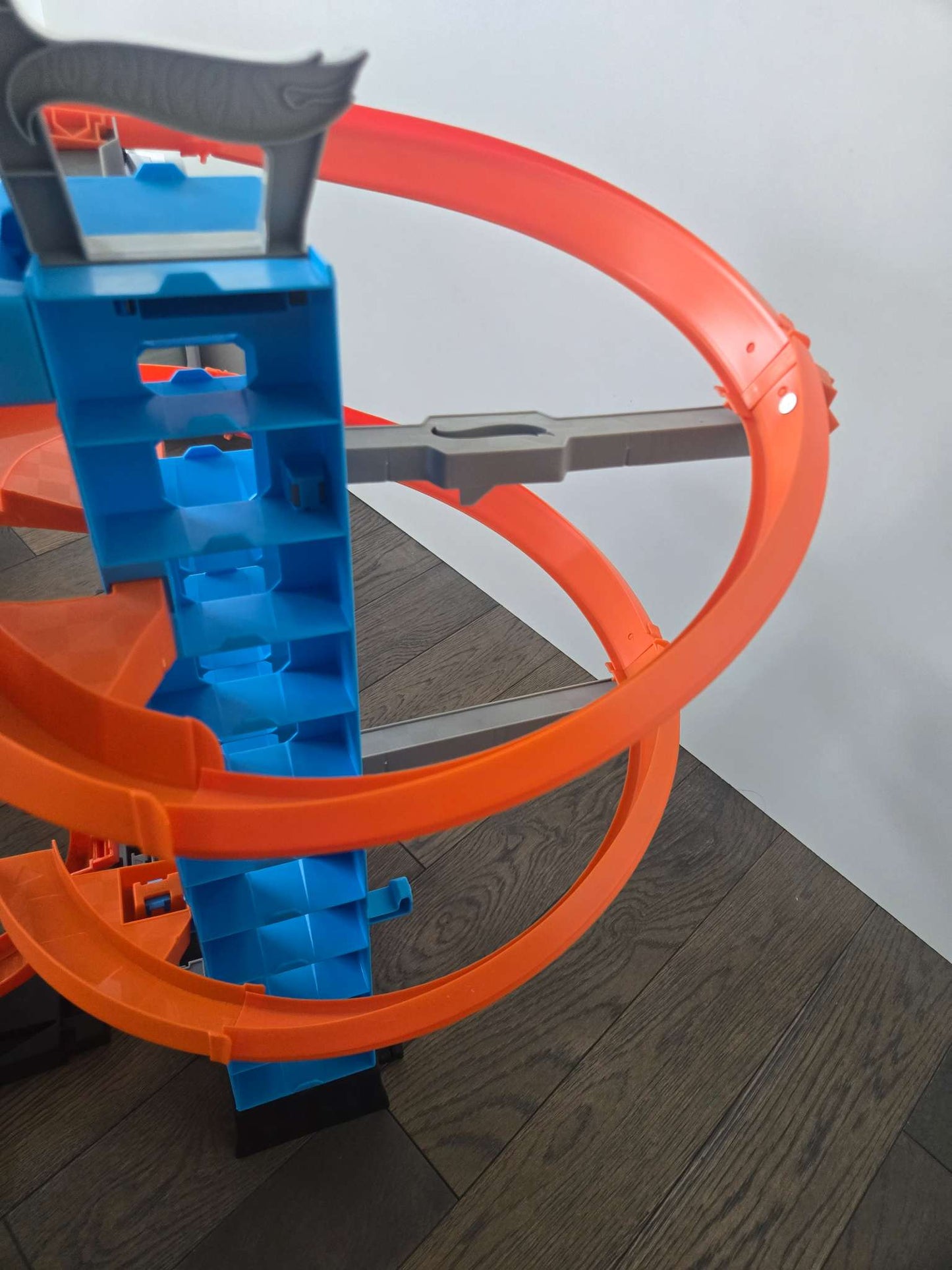 Hot Wheels Sky Crash Tower, Track Set