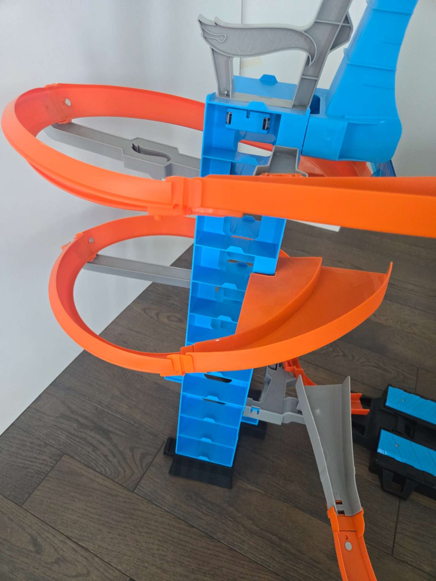 Hot Wheels Sky Crash Tower, Track Set