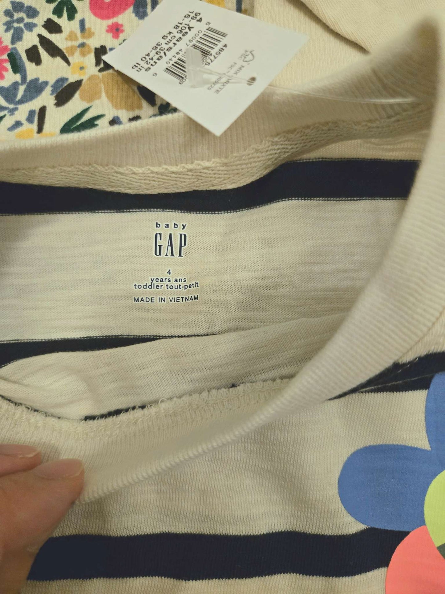 3 Shirts GAP Bundle 4T, Kids 4/4T