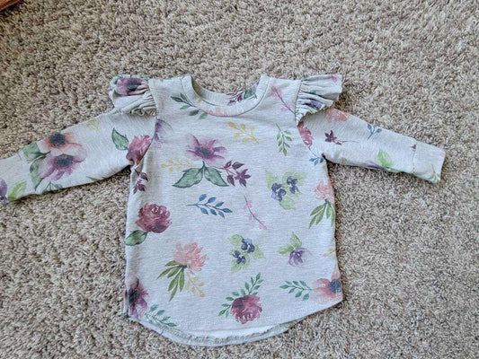 EUC- Posh & Cozy Floral Ruffle Top, Kids 3 Month (0-3M)